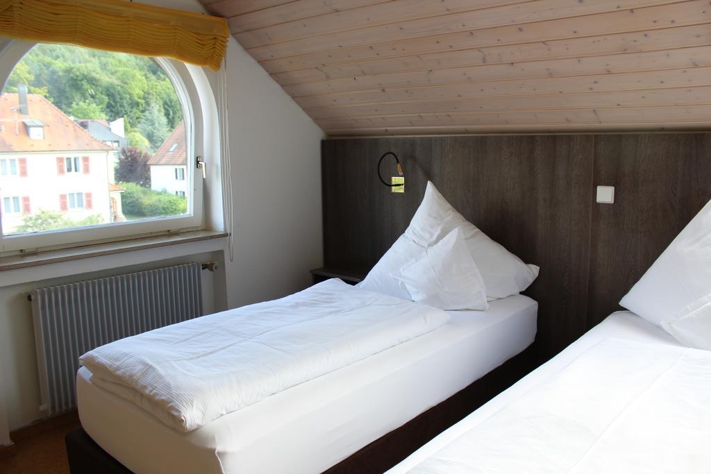 Hotel Gasthof Roessle Rottenburg am Neckar Exterior photo