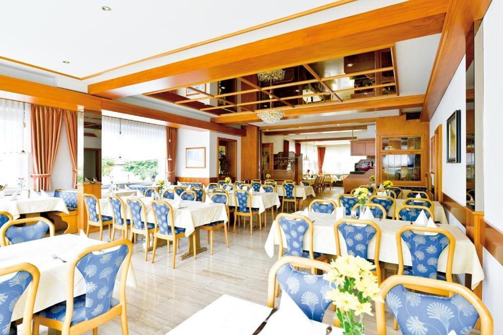 Hotel Gasthof Roessle Rottenburg am Neckar Exterior photo