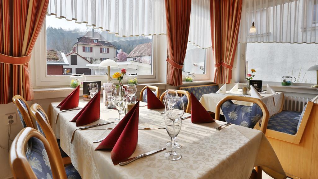 Hotel Gasthof Roessle Rottenburg am Neckar Exterior photo